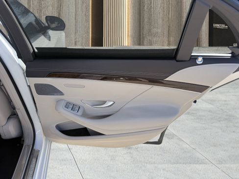 Used 2015 Mercedes-Benz S 550 Sedan w/ Premium 1 Package image 35