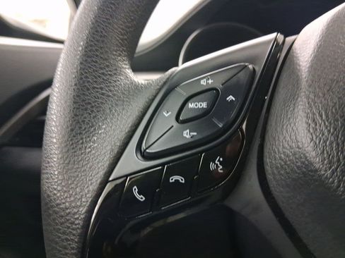 Used 2021 Toyota C-HR LE image 13