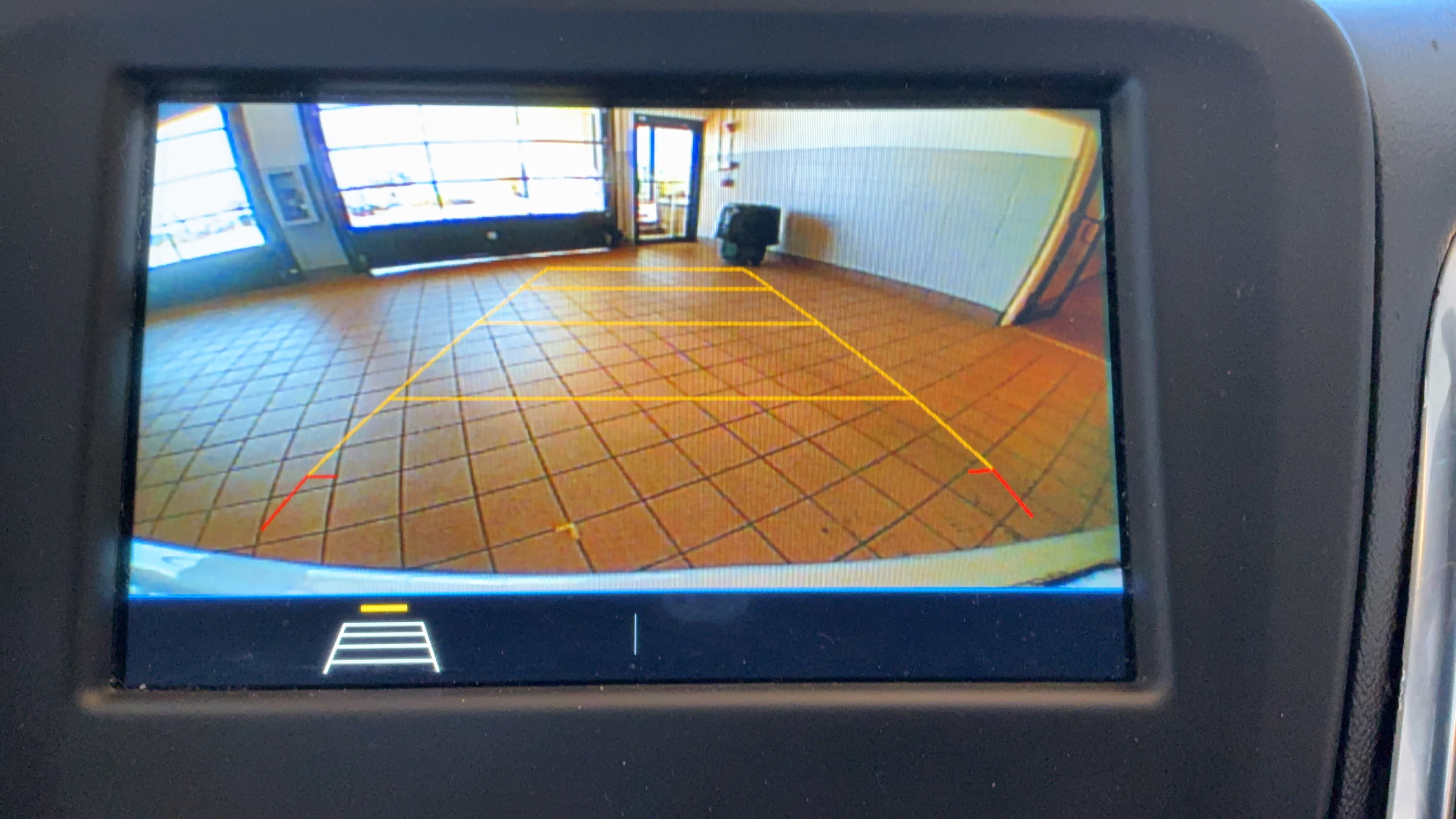 Used 2019 Chevrolet Equinox LT FWD image 12