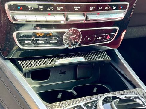 Certified 2022 Mercedes-Benz G 63 AMG 4MATIC image 46