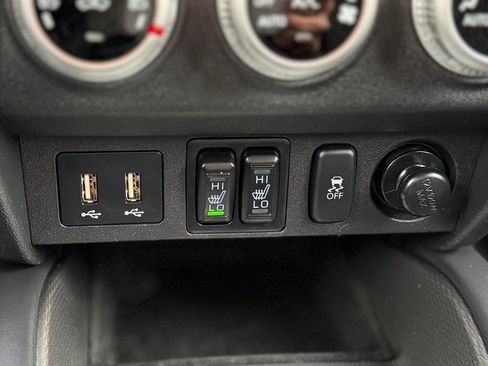 Used 2024 Mitsubishi Outlander Sport ES image 16