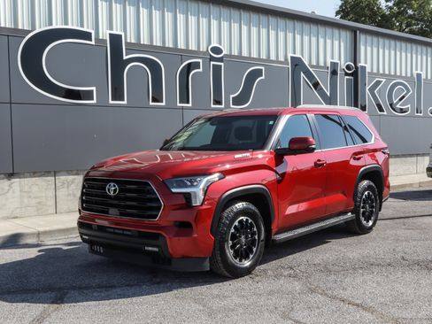 Used 2026 Toyota Sequoia SR5 w/ TRD Off-Road Package AWD/4WD image 1