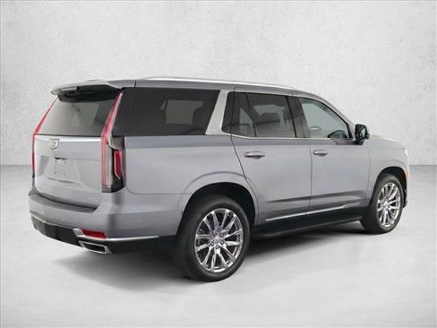 Used 2025 Cadillac Escalade Premium Luxury AWD/4WD image 7