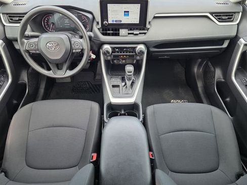 Used 2025 Toyota RAV4 LE image 22