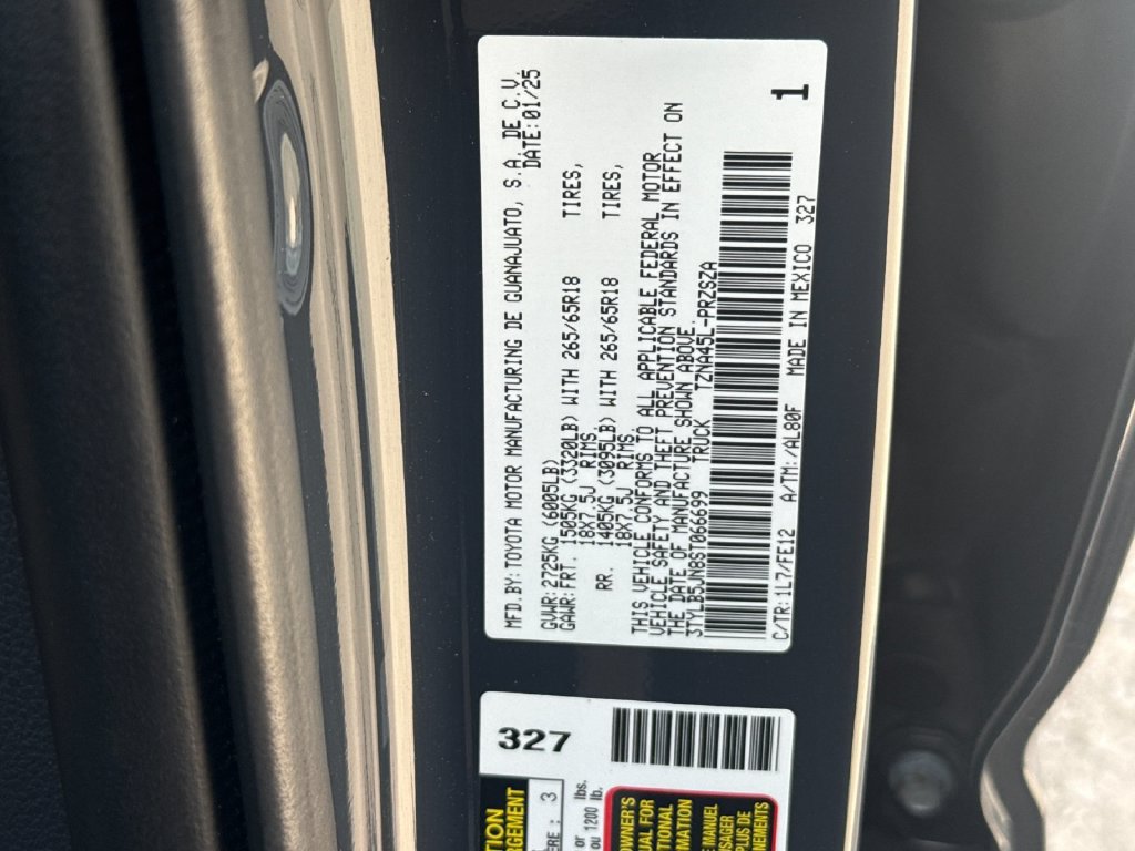 Certified 2025 Toyota Tacoma TRD Sport w/ TRD Sport Upgrade Package AWD/4WD image 28