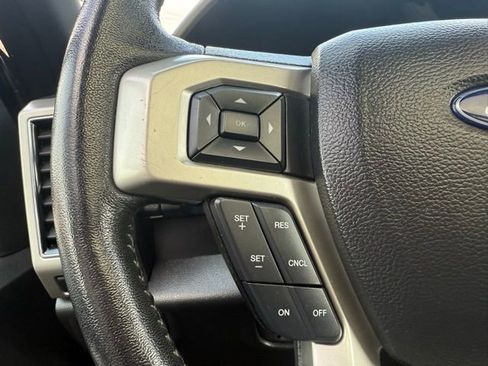 Used 2020 Ford F150 Lariat w/ Equipment Group 502A Luxury image 12