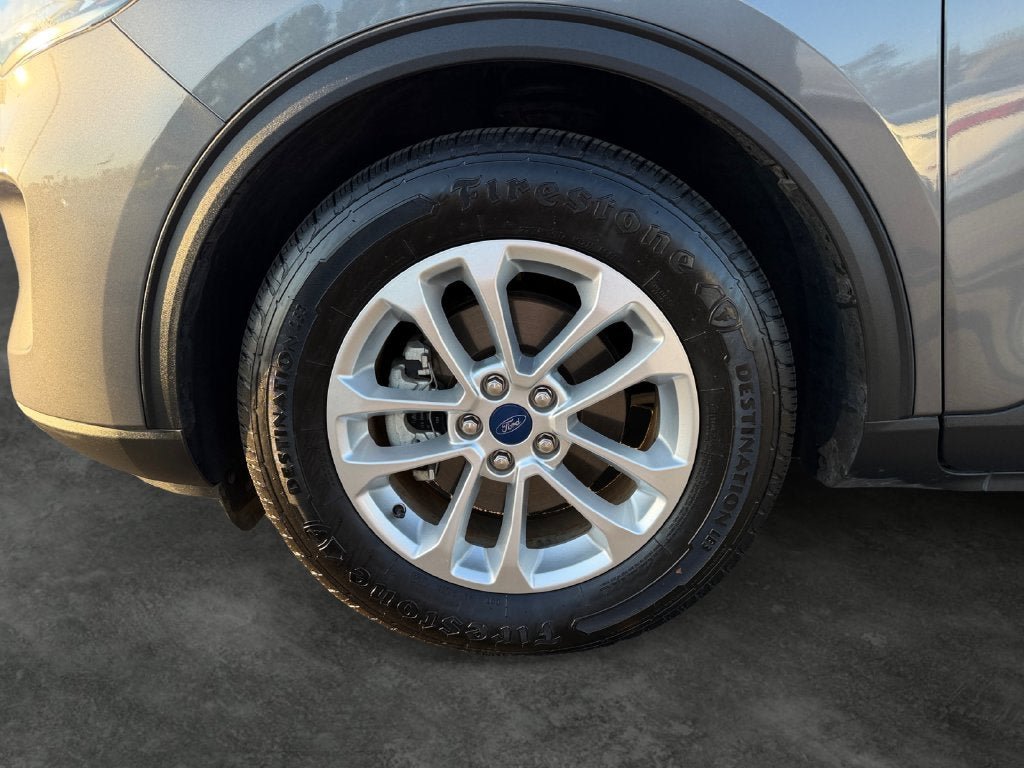 Used 2022 Ford Escape SE FWD image 4