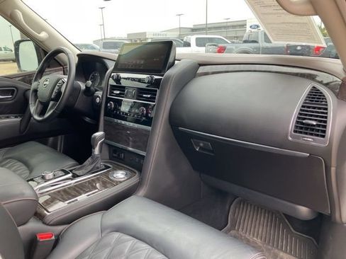 Used 2024 Nissan Armada Platinum w/ Captain's Chairs Package image 12