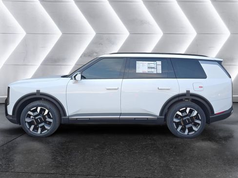 New 2027 Kia Telluride S image 2