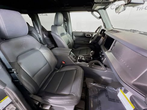 New 2026 Ford Bronco Badlands image 17