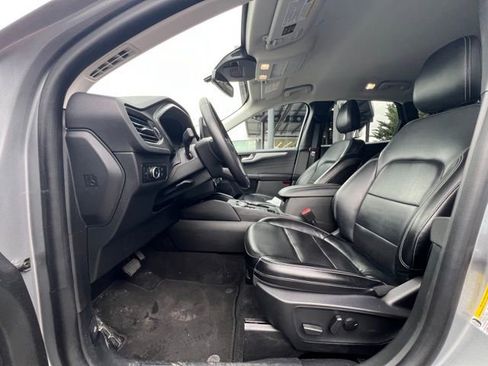 Used 2024 Ford Escape Platinum image 14