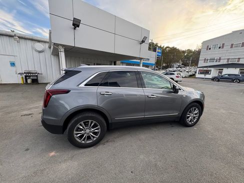 Used 2022 Cadillac XT5 Premium Luxury w/ Technology Package image 6