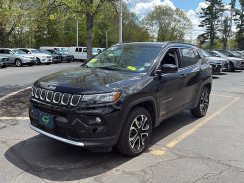 Used 2022 Jeep Compass Limited w/ Sun and Sound Group AWD/4WD image 3