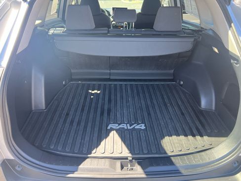 Certified 2025 Toyota RAV4 XLE AWD/4WD image 10