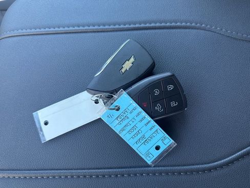 Used 2026 Chevrolet Silverado 1500 LT Trail Boss w/ Convenience Package II image 40