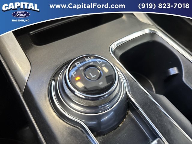 Certified 2018 Ford Fusion SE w/ Fusion SE Technology Package FWD image 31