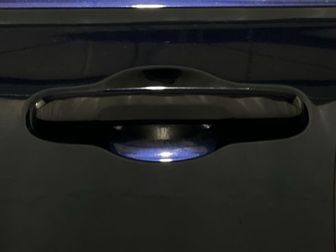 Used 2023 Honda Pilot Touring image 16