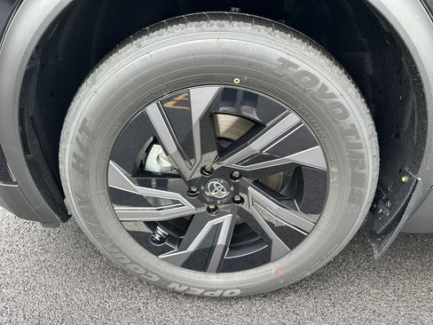 New 2026 Toyota C-HR AWD/4WD image 12