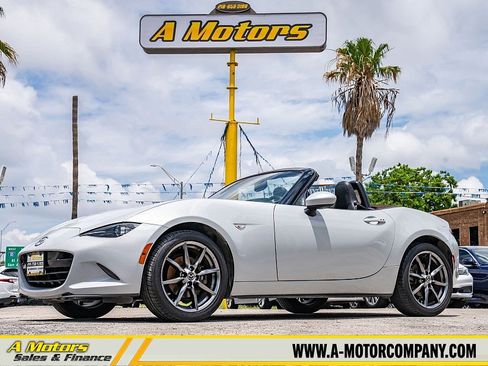 Used 2018 MAZDA MX-5 Miata Grand Touring RWD image 1