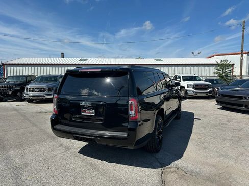 Used 2019 GMC Yukon XL SLT w/ Graphite Performance Edition AWD/4WD image 5