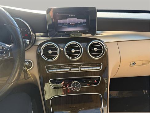 Used 2018 Mercedes-Benz C 300 Sedan w/ Premium Package image 19