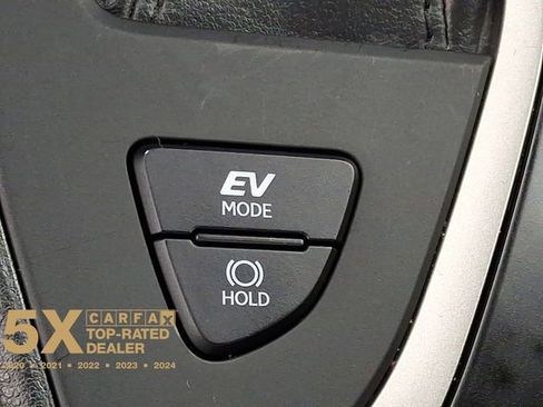 Used 2024 Lexus UX 250h FWD image 30