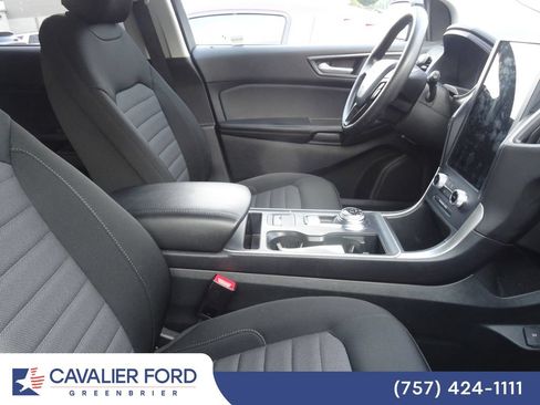 Used 2023 Ford Edge SE w/ Black Appearance Package AWD/4WD image 10