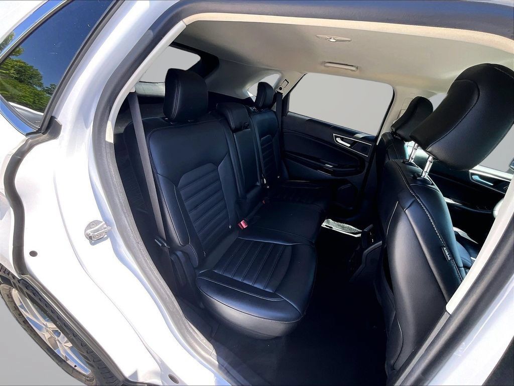 Used 2024 Ford Edge SEL w/ Convenience Package AWD/4WD image 28