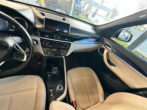 Used 2020 BMW X1 xDrive28i w/ Convenience Package AWD/4WD image 9