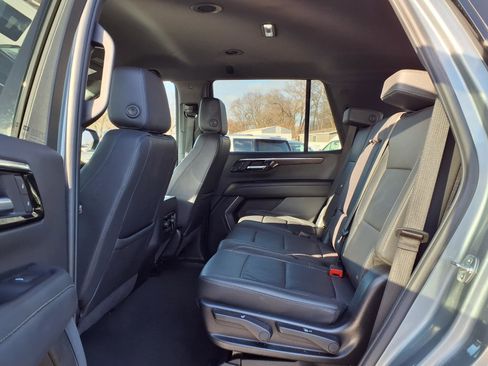 Used 2025 Chevrolet Tahoe Z71 image 24