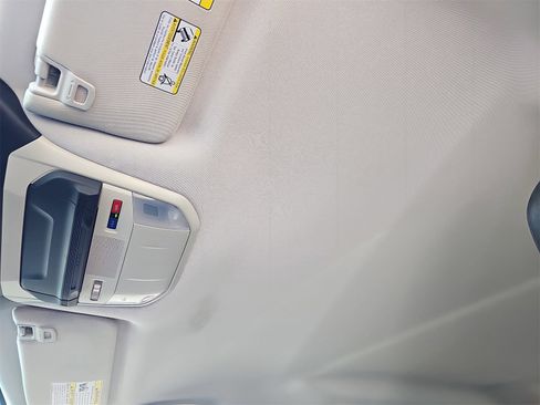 Certified 2023 Subaru Ascent Premium w/ Convenience Package image 33