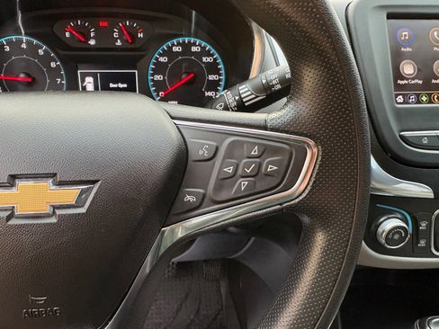 Used 2020 Chevrolet Equinox LS w/ LS Convenience Package image 38