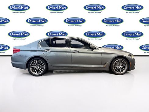 Used 2017 BMW 540i image 9