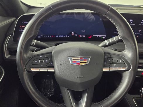 Used 2024 Cadillac XT4 Premium Luxury FWD image 16