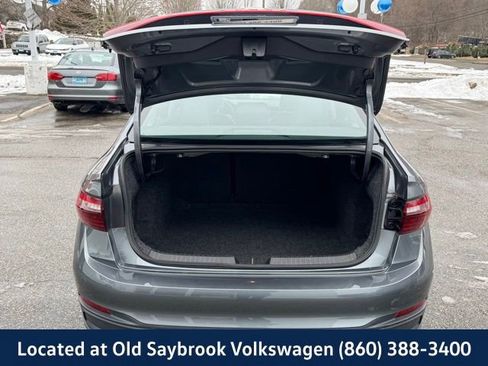 Certified 2025 Volkswagen Jetta SE image 19