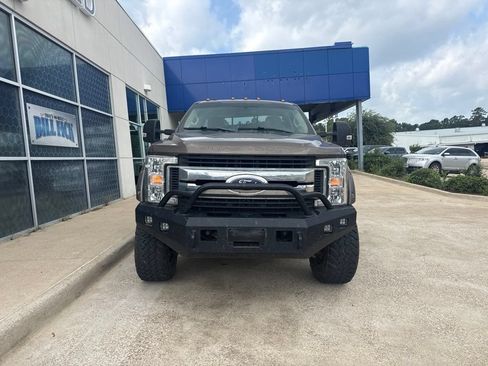 Used 2017 Ford F350 XLT w/ XLT Value Package AWD/4WD image 3
