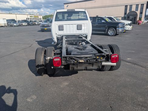 Used 2024 RAM 4500 Tradesman w/ Safety Group AWD/4WD image 7