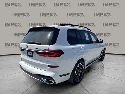 Used 2024 BMW X7 xDrive40i w/ Executive Package AWD/4WD image 5