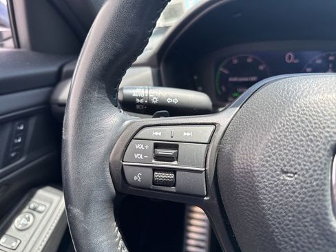 Used 2023 Honda Accord Sport image 13