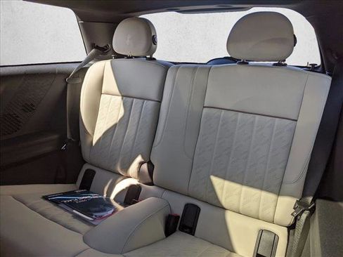 Certified 2025 MINI Cooper S image 17