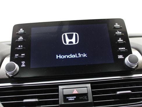Used 2018 Honda Accord EX image 15