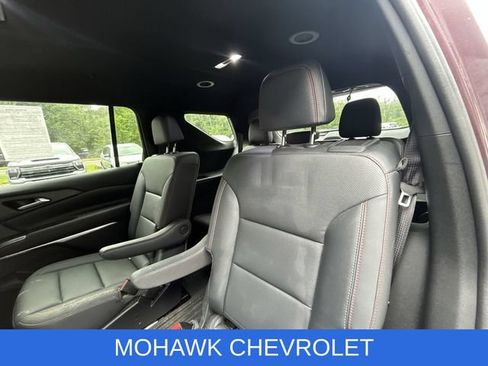 Used 2024 Chevrolet Traverse Z71 AWD/4WD image 11