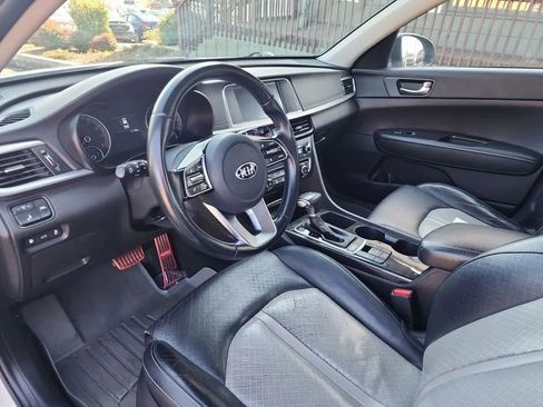 Used 2019 Kia Optima EX image 11