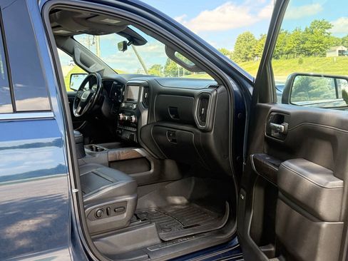 Used 2019 GMC Sierra 1500 Denali w/ Denali Ultimate Package AWD/4WD image 29