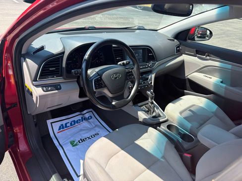 Used 2018 Hyundai Elantra Value Edition FWD image 10
