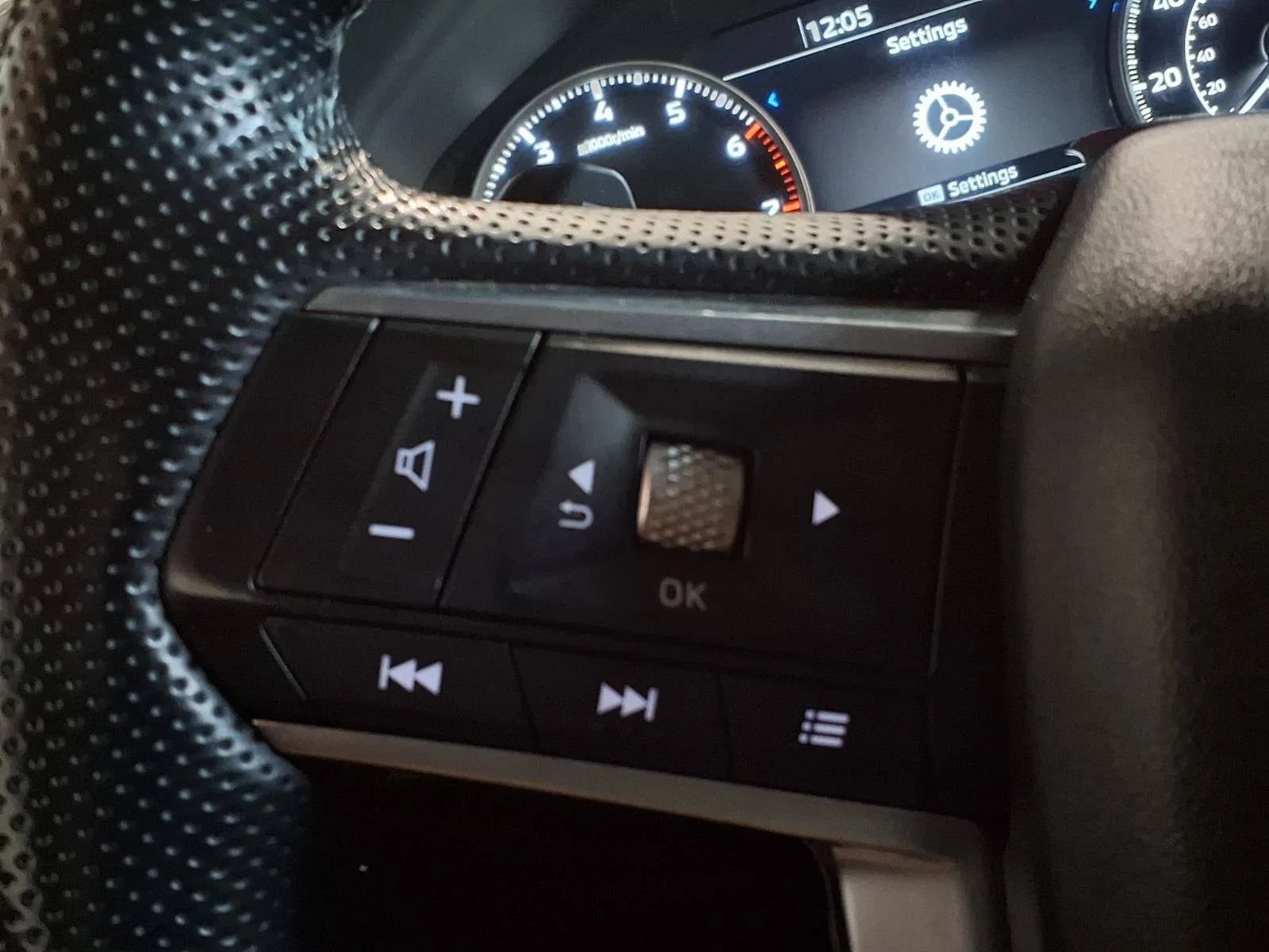 Used 2022 Mitsubishi Outlander SE AWD/4WD image 26