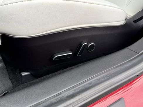 Used 2022 Tesla Model 3 Performance image 12