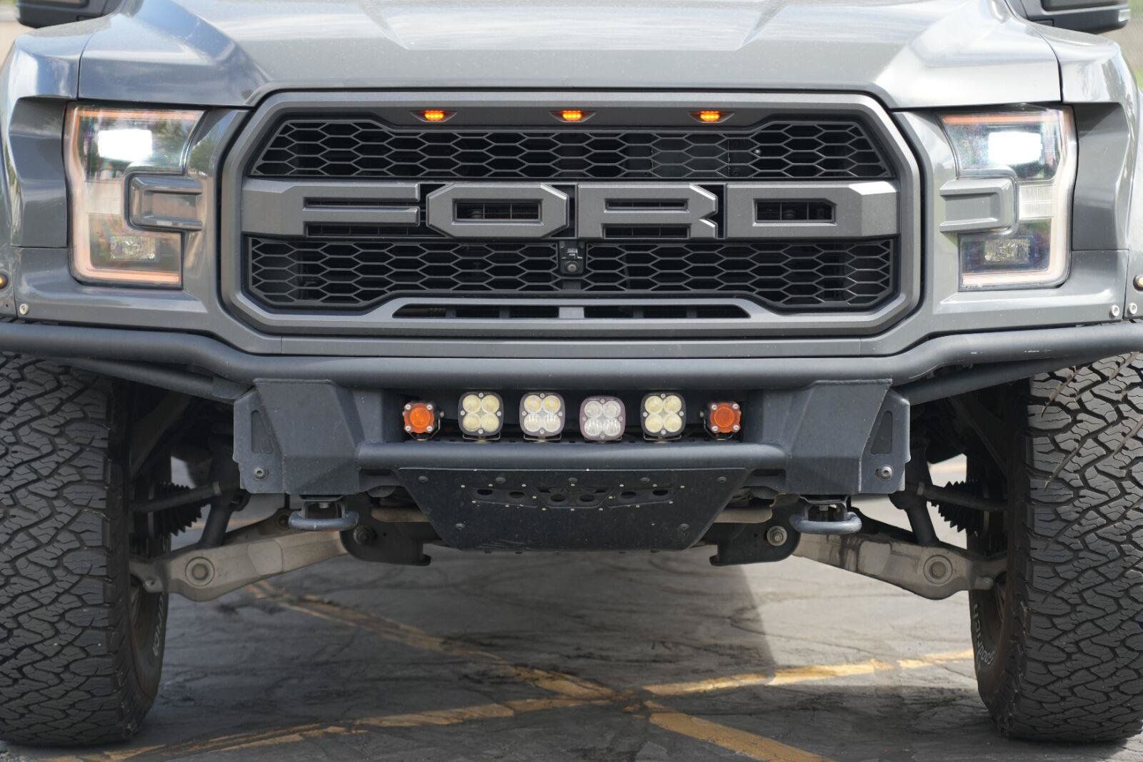 Used 2018 Ford F150 Raptor w/ Equipment Group 802A Luxury AWD/4WD image 9