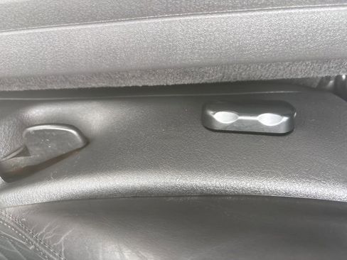 Used 2002 Ford Thunderbird image 13