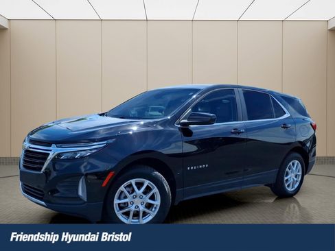 Used 2024 Chevrolet Equinox LT w/ Driver Convenience Package AWD/4WD image 1